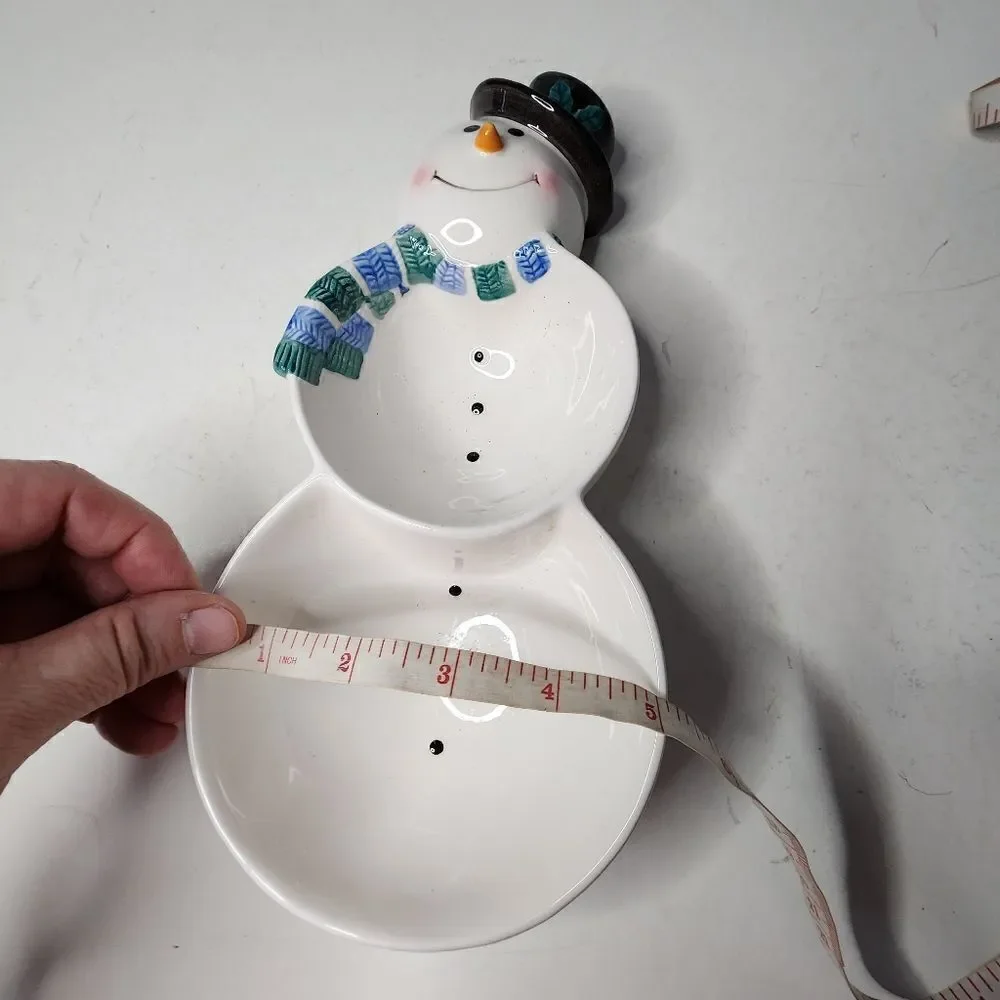 Hallmark separated tray cookie candy veggie tray snowman christmas winter